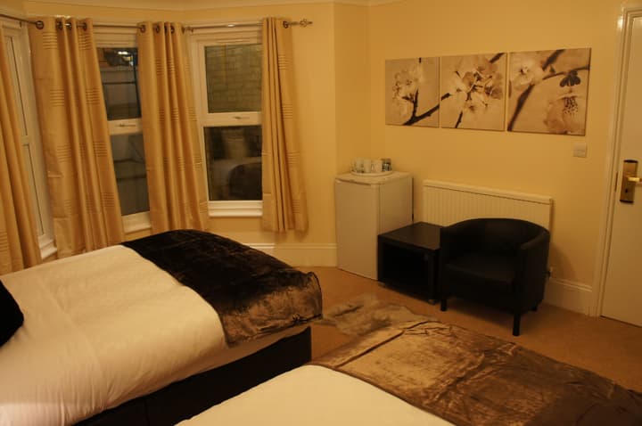 Sapphire Hotel