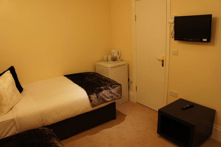 Sapphire Hotel