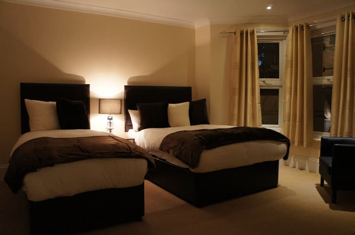 Sapphire Hotel