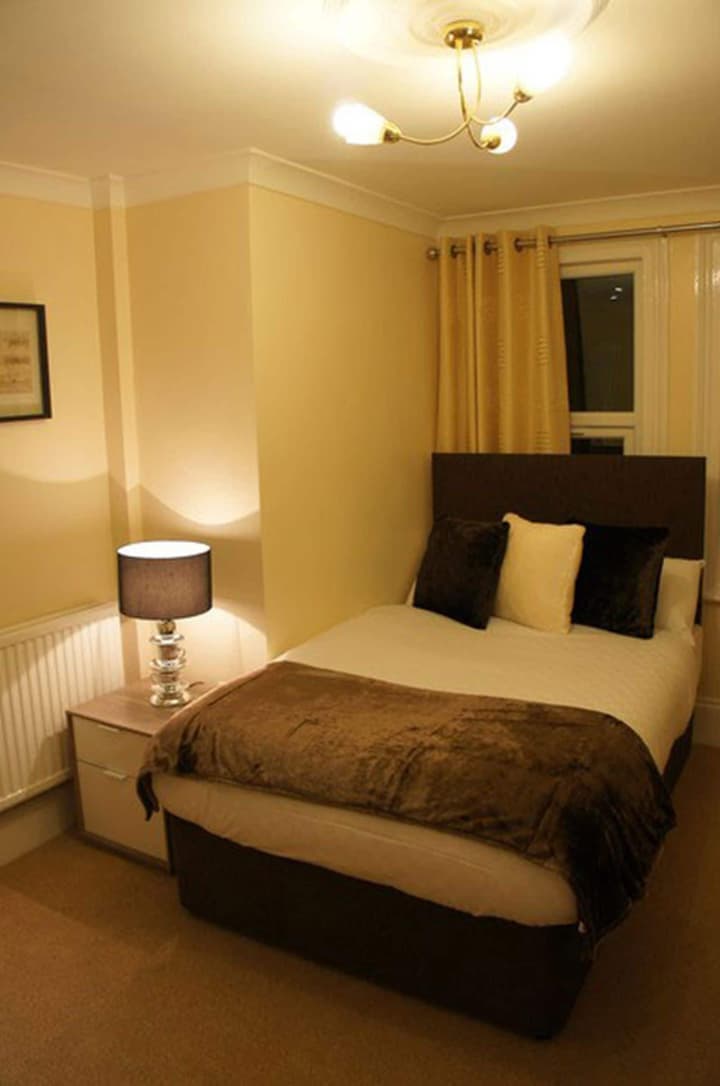 Sapphire Hotel