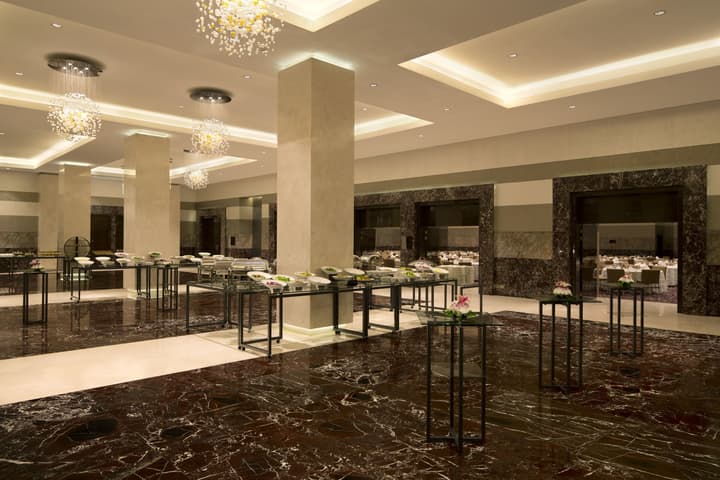 Millennium Al Rawdah Hotel