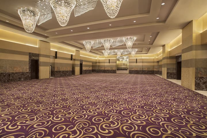 Millennium Al Rawdah Hotel
