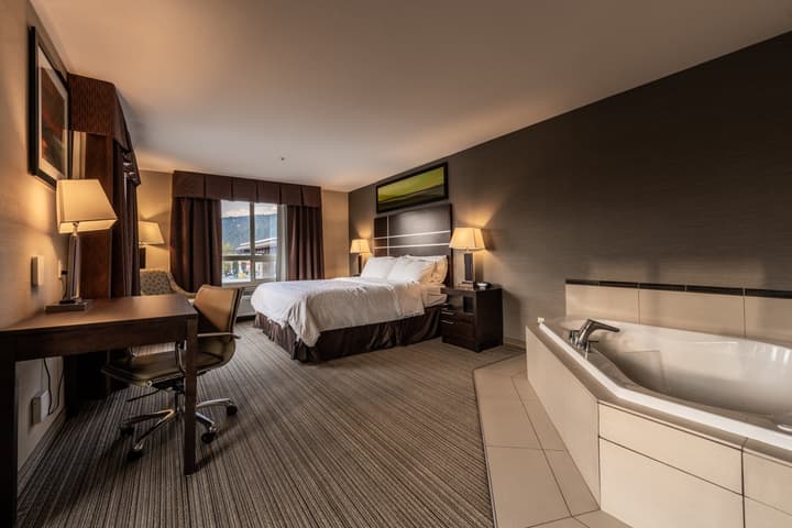 Holiday Inn Express Golden-Kicking Horse by IHG