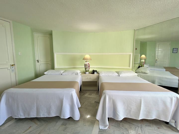 Hotel Acapulco Malibu