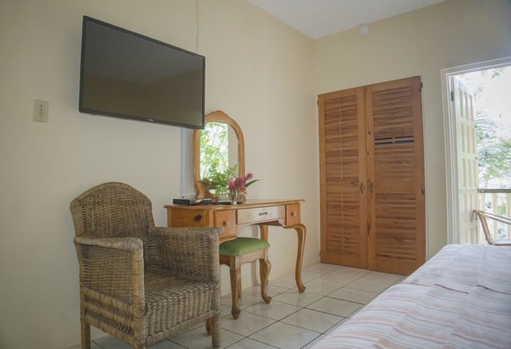 Bay View Eco Resort & Spa