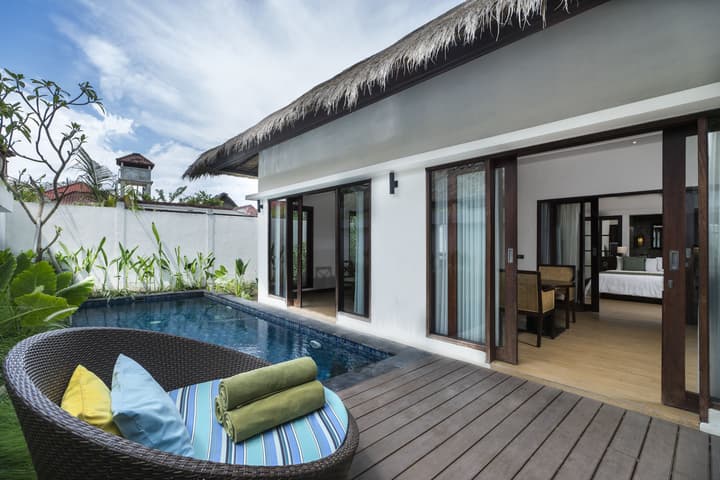 Lembongan Beach Club and Resort