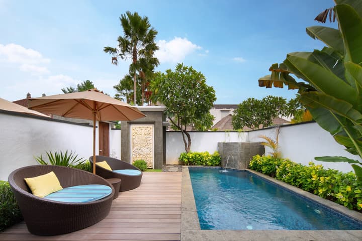 Lembongan Beach Club and Resort