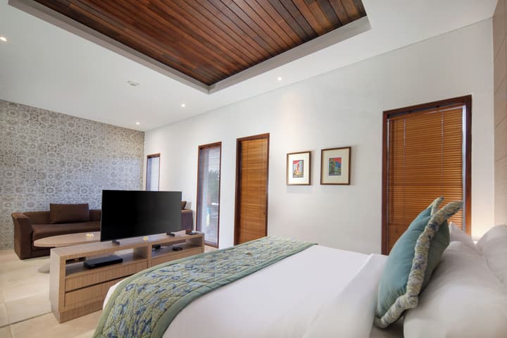 Lembongan Beach Club and Resort