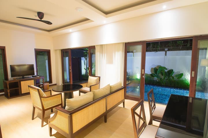 Lembongan Beach Club and Resort