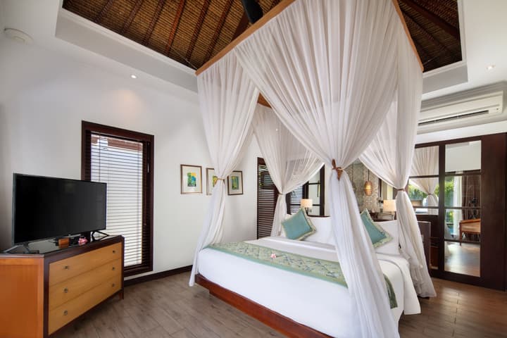 Lembongan Beach Club and Resort