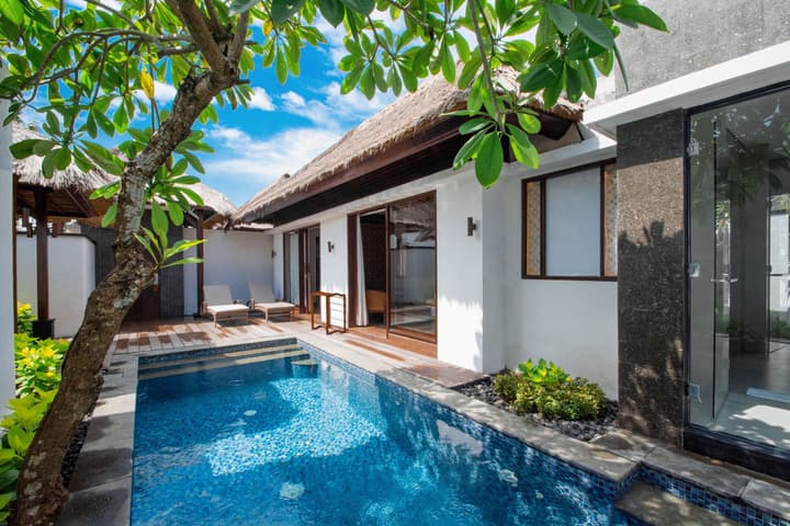 Lembongan Beach Club and Resort