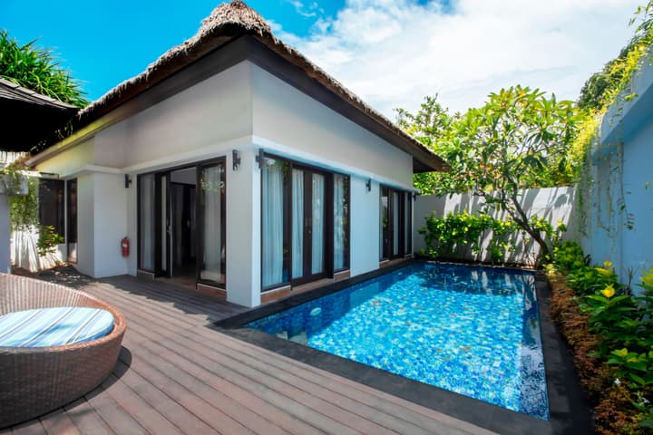 Lembongan Beach Club and Resort