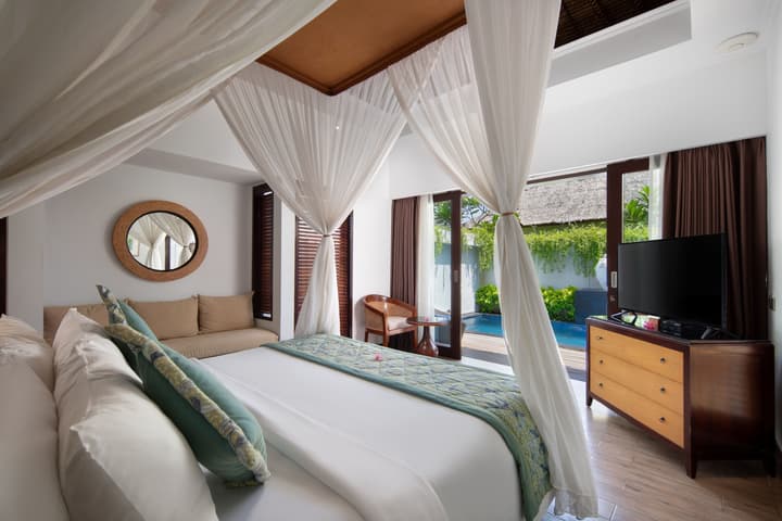 Lembongan Beach Club and Resort