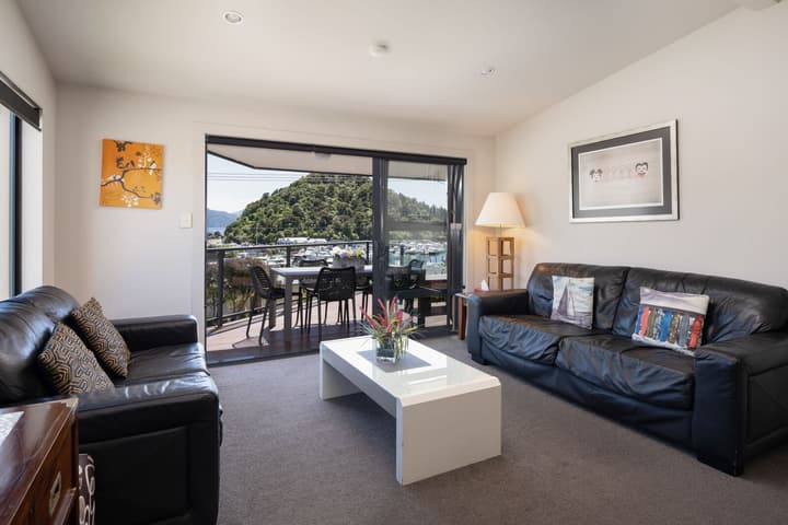 Harbour View Motel