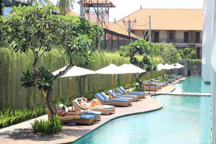 Ossotel Legian Bali