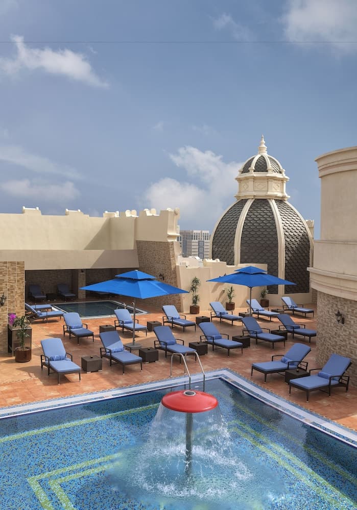 Royal Rose Hotel