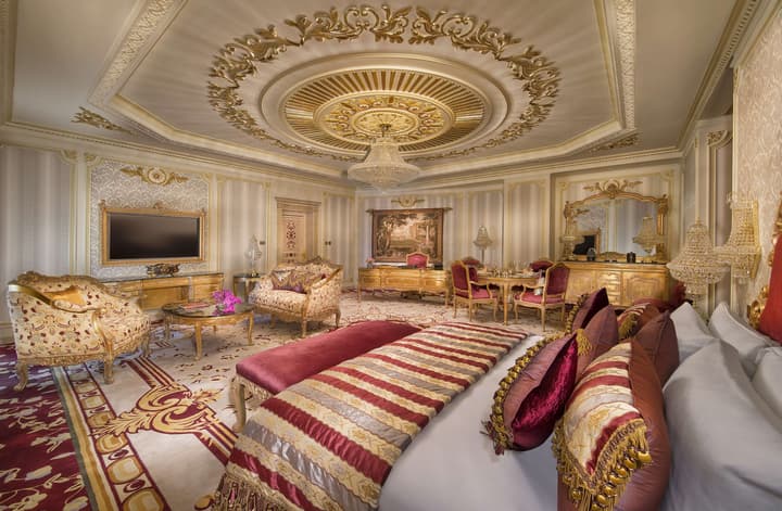 Royal Rose Hotel Abu Dhabi, Curio Collection by Hilton