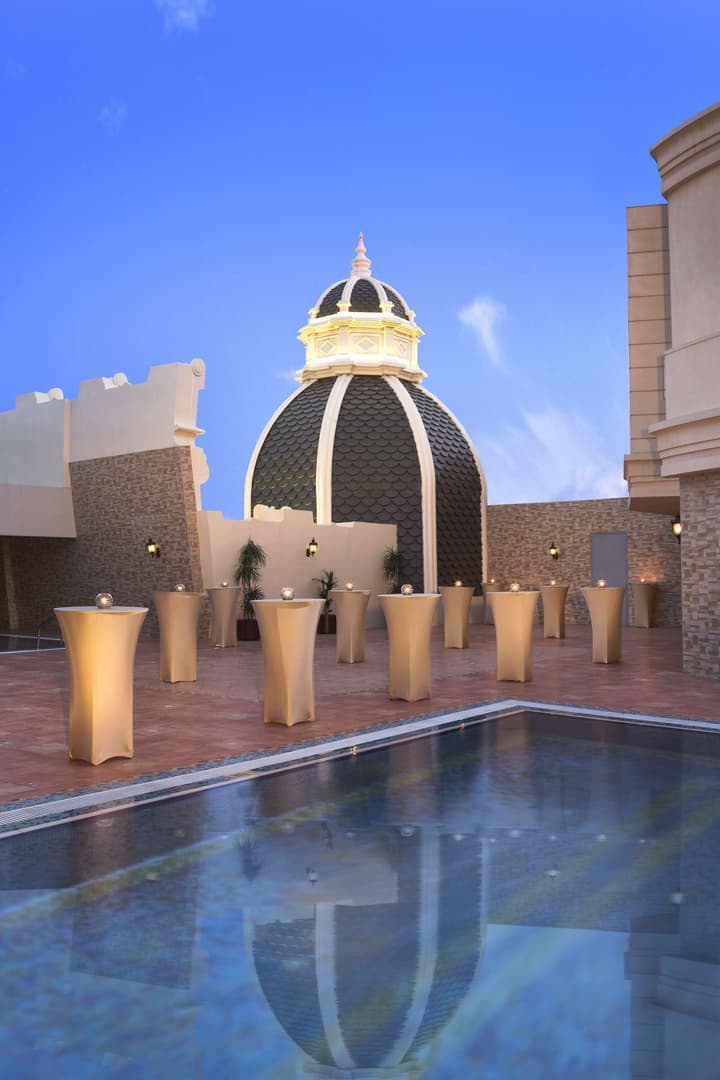 Royal Rose Hotel Abu Dhabi, Curio Collection by Hilton