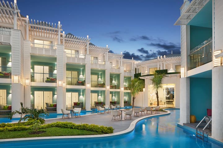 Azul Beach Resort Negril, Gourmet All Inclusive by Karisma