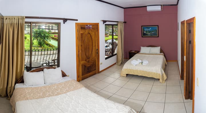 Poshtel Arenal