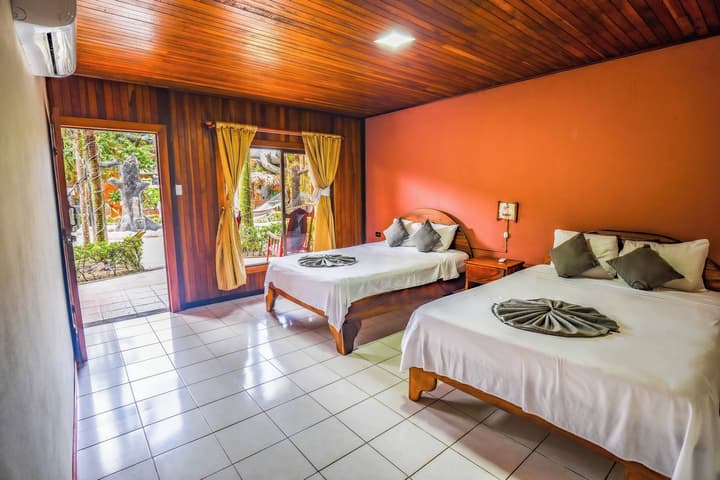 Poshtel Arenal