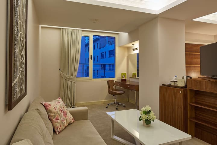 Doubletree By Hilton Hotel Izmir - Alsancak