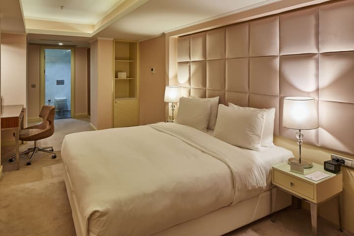 Doubletree By Hilton Hotel Izmir - Alsancak
