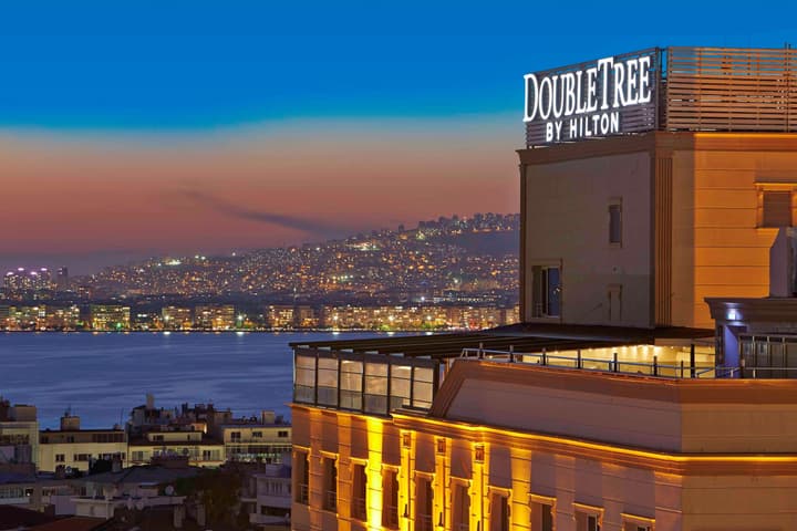 Doubletree By Hilton Hotel Izmir - Alsancak