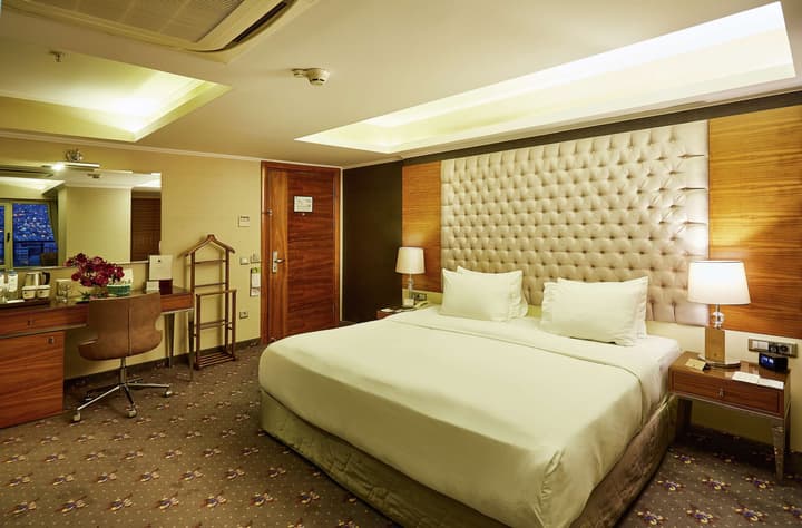 Doubletree By Hilton Hotel Izmir - Alsancak