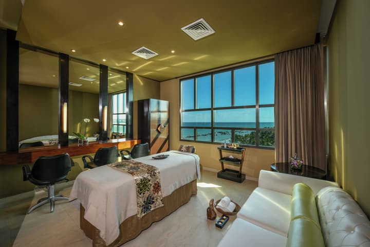 Generations Riviera Maya Oceanfront Family Resort, All & More Inclusive