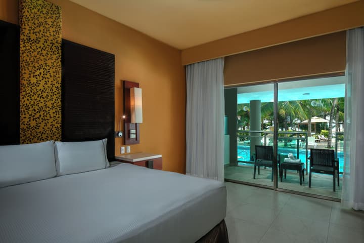 Generations Riviera Maya Oceanfront Family Resort, All & More Inclusive