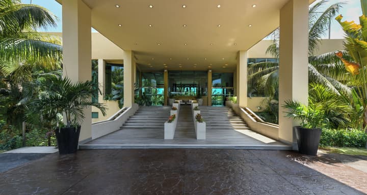 Generations Riviera Maya Oceanfront Family Resort, All & More Inclusive