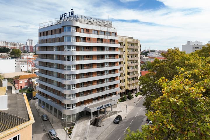 Melia Setubal