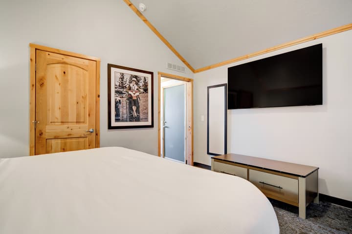 Explorer Cabins At Yellowstone