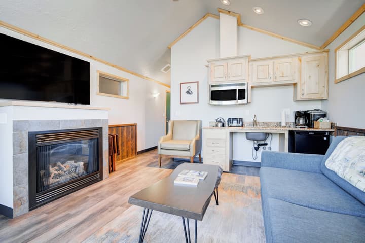 Explorer Cabins At Yellowstone