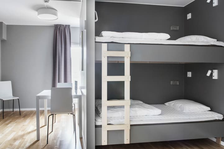 Linnéplatsens Hotell & Vandrarhem - Hostel