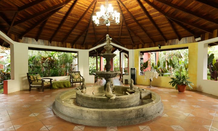 Arenal Paraíso Resort & Thermo Mineral Hot Springs