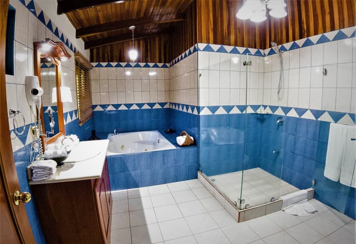 Arenal Paraíso Resort & Thermo Mineral Hot Springs