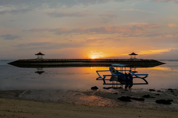 Taksu Sanur Hotel
