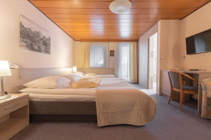 Garni Hotel Miklic