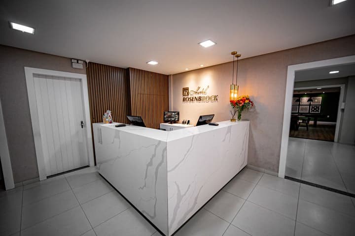 Hotel Rosenbrock