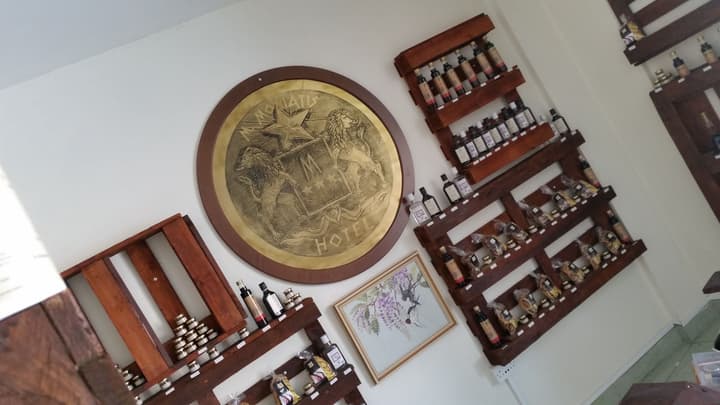 Moniatis Hotel