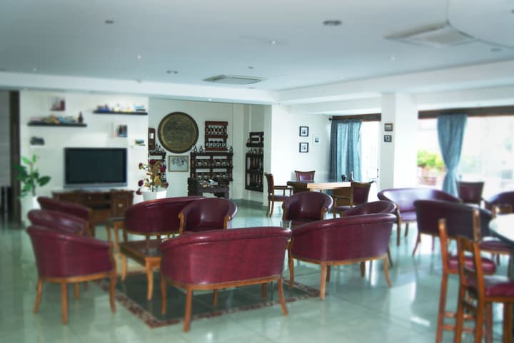 Moniatis Hotel