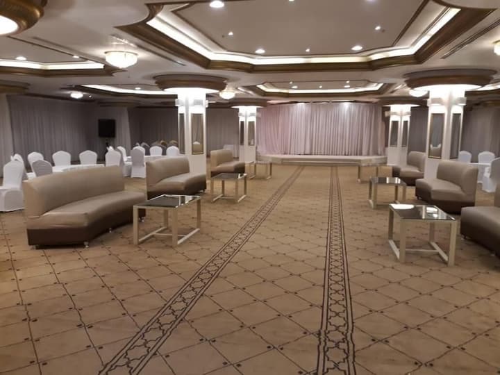 Al Mutlaq Hotel