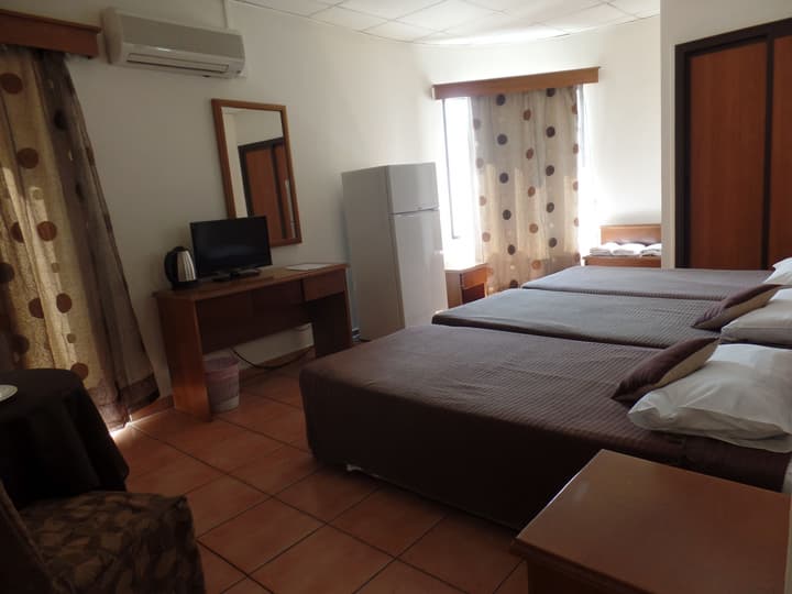 Metropole Hotel
