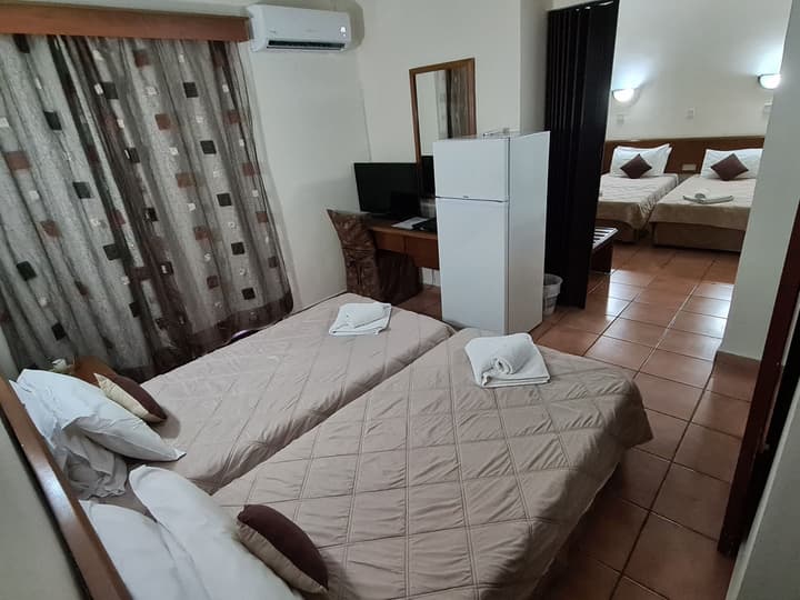 Metropole Hotel