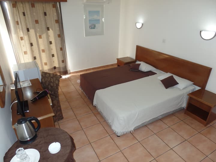 Metropole Hotel