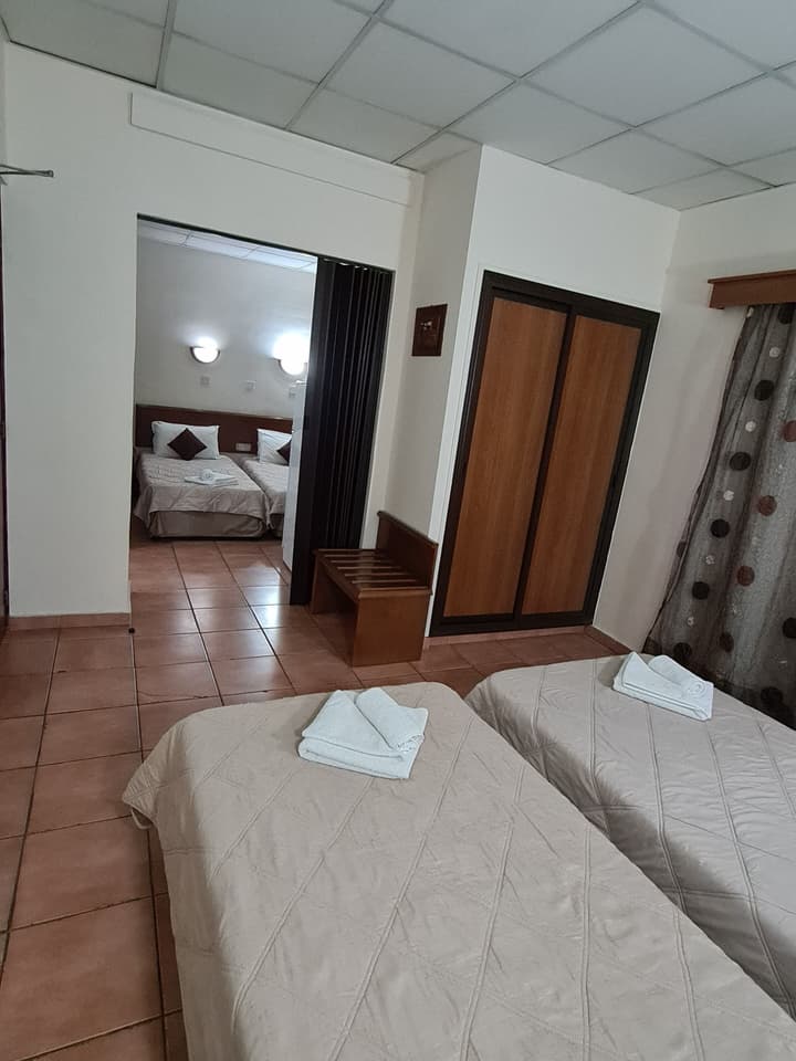 Metropole Hotel
