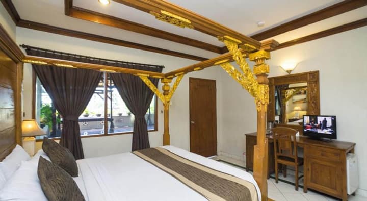 Legian Village Hotel