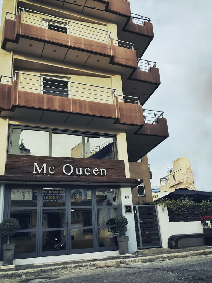 Mc Queen Rooms & Apartments